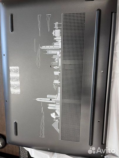 Ноутбук i3 - 1220p