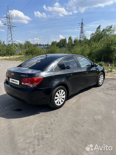 Chevrolet Cruze 1.8 AT, 2010, 200 000 км