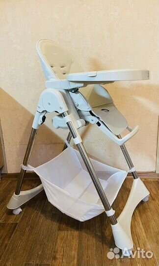 Стульчик для кормления Tommy Bon appetit