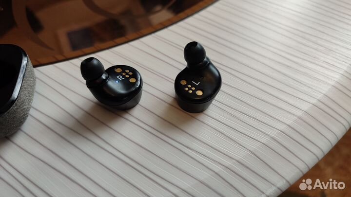 Беспроводные наушники sennheiser momentum