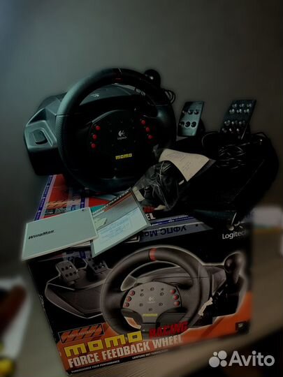 Игровой Руль logitech momo racing