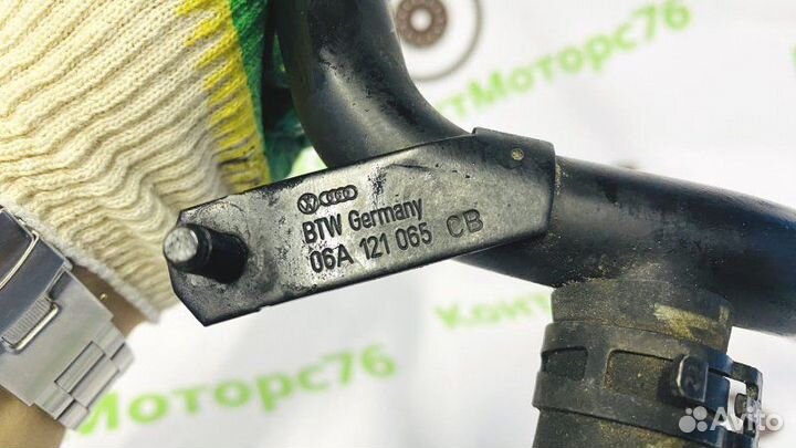 Трубка системы охлаждения Volkswagen Jetta седан