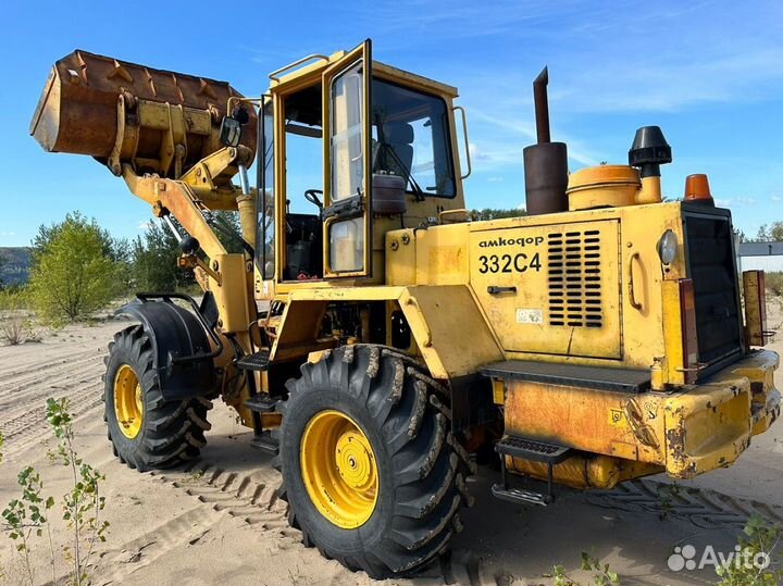Фронтальный погрузчик Амкодор 332С4-01, 2011