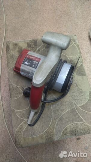 Рубанок Зубр