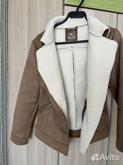 Куртка на девочку