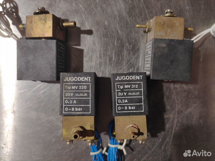 Пневмораспределитель/Jugodent/ 20V, 0,3A, 0-8bar