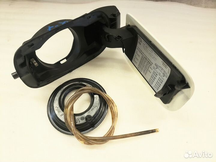 Лючок бензобака Ауди Q7 4L