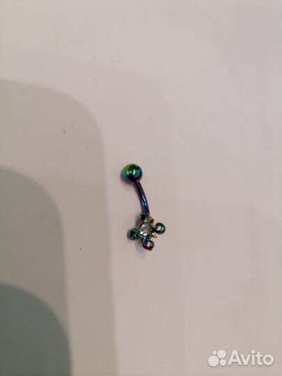 Пирсинг в пупок