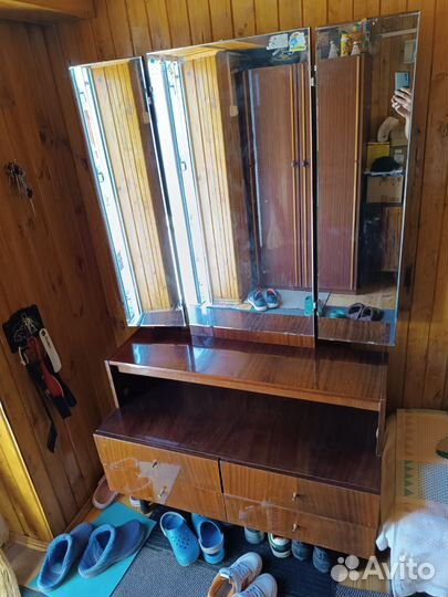 Зеркало трельяж