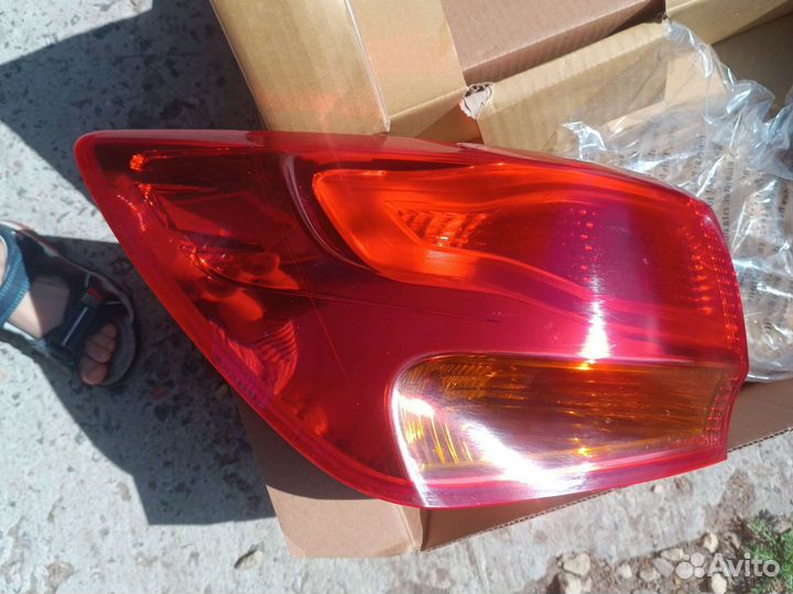 Задний фонарь kia ceed универсал