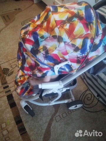 Прогулочная коляска