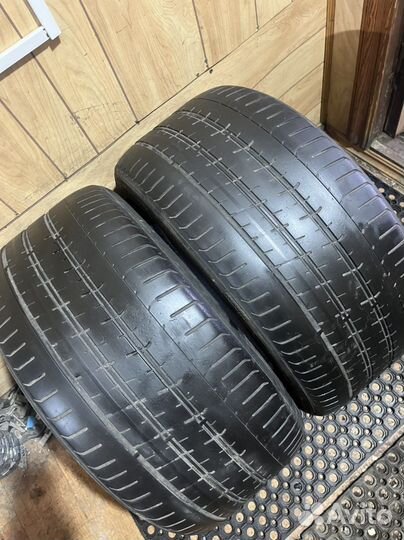 Pirelli P Zero 275/40 R19