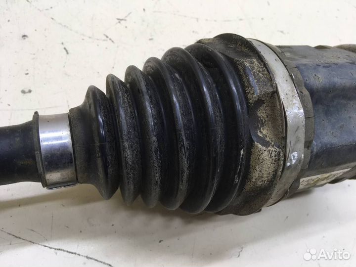 Привод левый передний Toyota RAV4