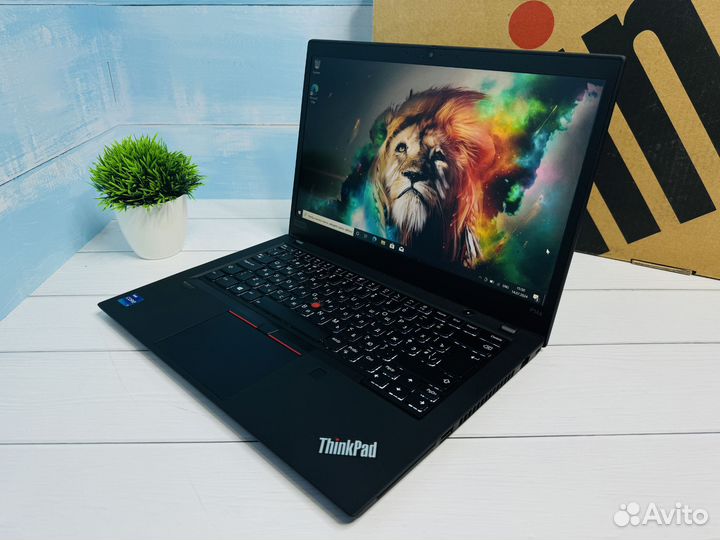 Lenovo Thinkpad P14s Gen 2 i7-1185G7 Nvidia T500