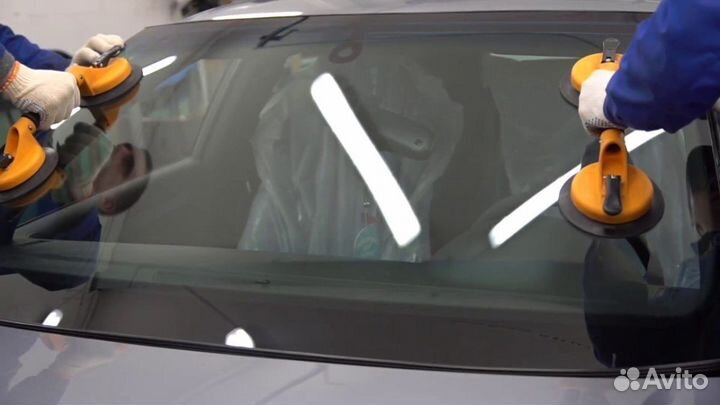 Лобовое стекло Ford Focus 3