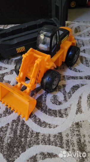 Экскаватор игрушка