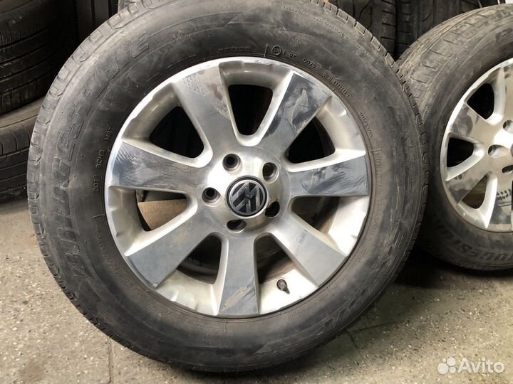 Bridgestone Dueler H/P 215/65 R16 98H