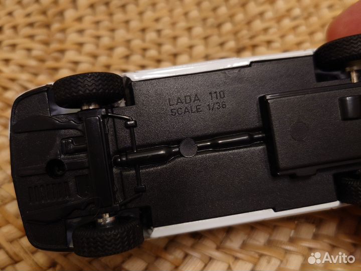 Модель автомобиля LADA 110 1/36 дпс