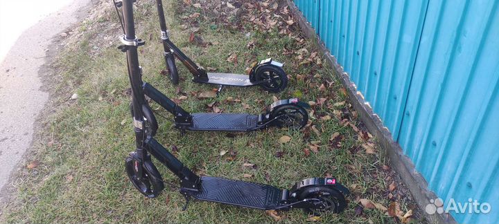 Самокат для взрослых и детей