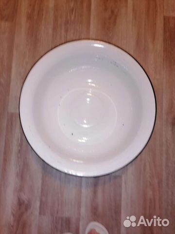 Эмалированный таз