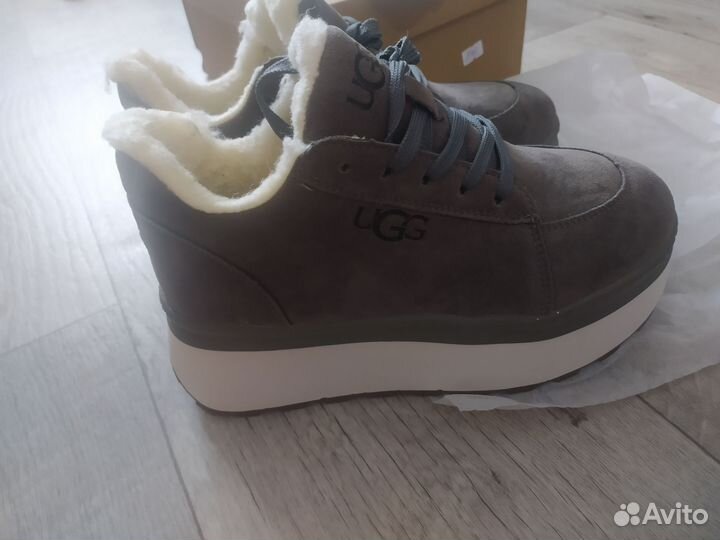 Кроссовки зимние женские 39размер