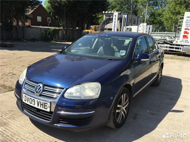 Разбор на запчасти Volkswagen Jetta 5 2004-2010