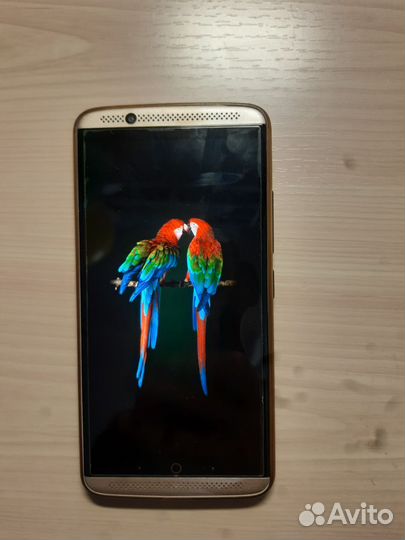ZTE Axon 7, 4/64 ГБ