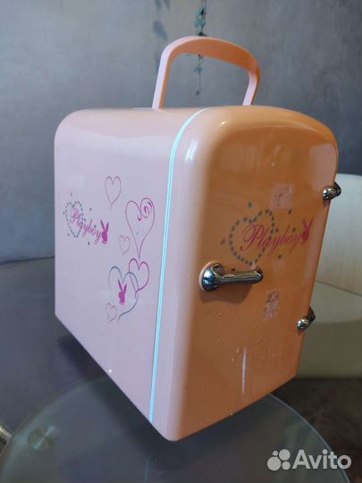 Мини-холодильник для косметики, лекарств