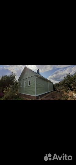 Бригада строителей