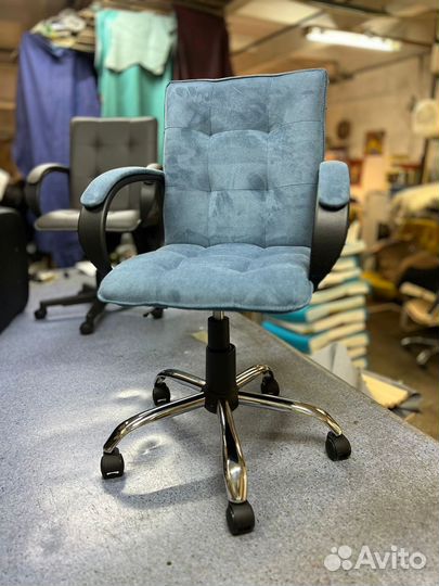 Компьютерное кресло