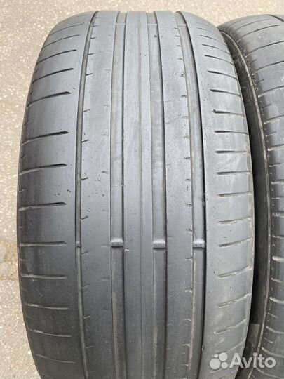 Pirelli P Zero 285/40 R23 и 325/35 R23