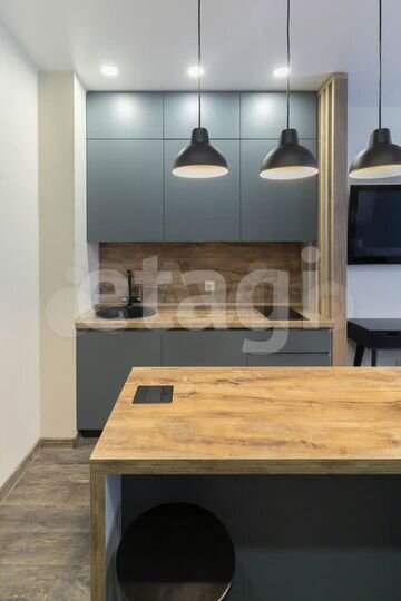 3-к. квартира, 88,6 м², 1/4 эт.