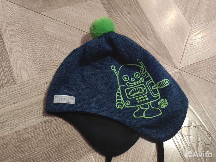 Демисезонная шапка lassie