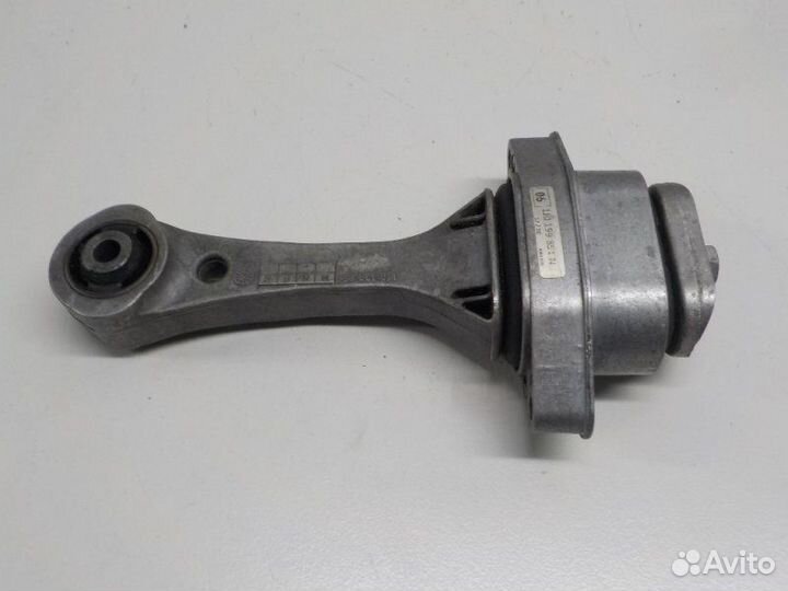 Опора двигателя задняя Volkswagen Golf 4 1997-2005