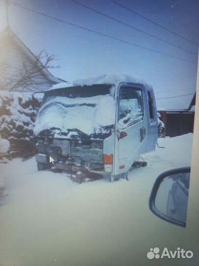 В разборе кабины Mitsubishi Fuso 1997 и 2003 год