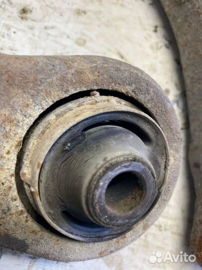 Рычаг передний Opel Sintra