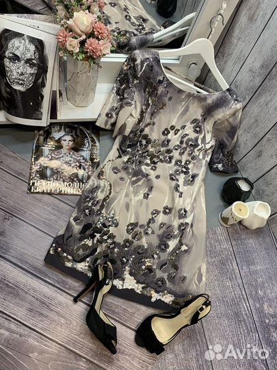 Шелковое вечернее платье Karen Millen S