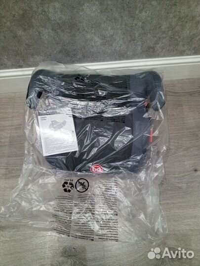 Автокресло бустер до 36кг новый