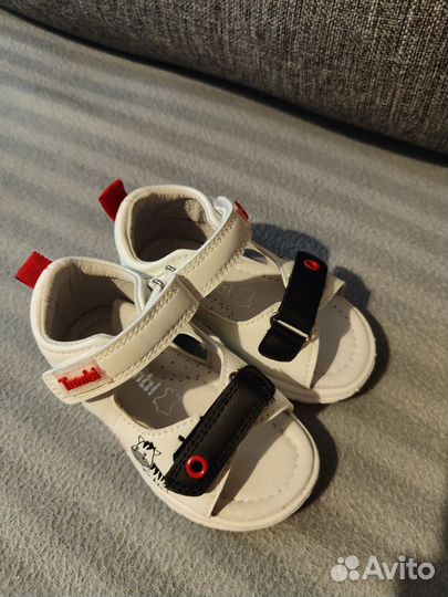 Сандалии детские 22
