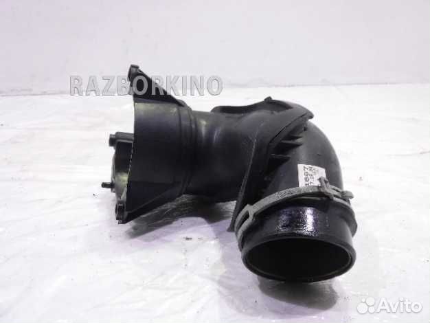 Патрубок впускного коллектора A2710900629