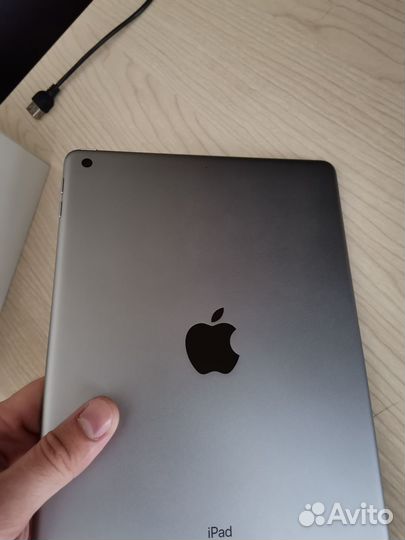 iPad 2018 6gen 32gb wifi