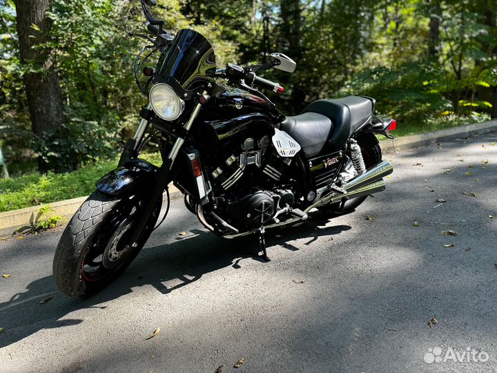 Yamaha V-Max 1200