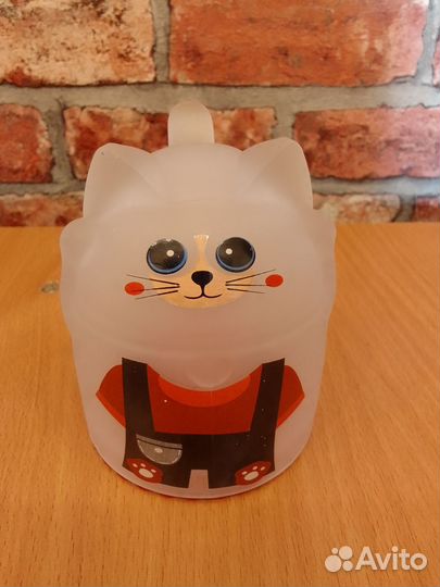 Кружка с крышкой кошка