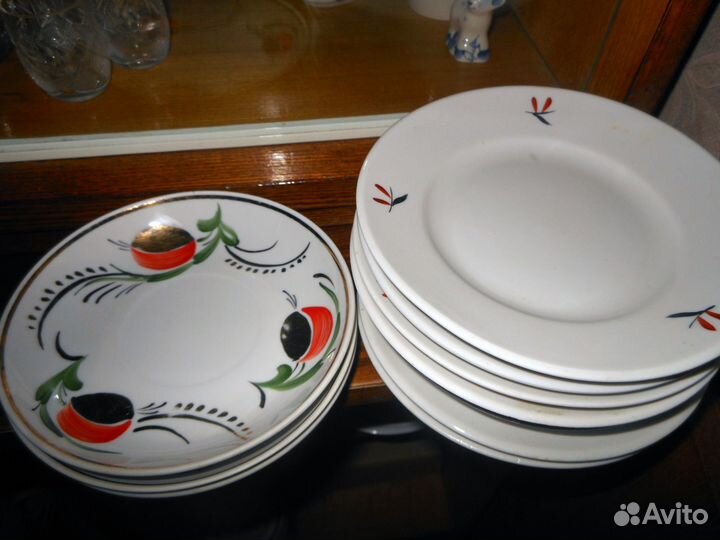 Посуда, тарелки, бокалы для пива