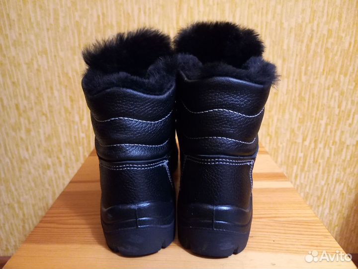 Продам ботинки зимние рабочие