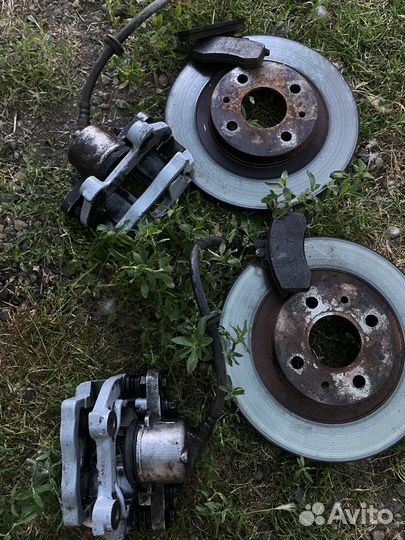 Переднии тормоза в сборе на приору