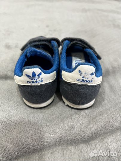 Кроссовки adidas оригинал 19