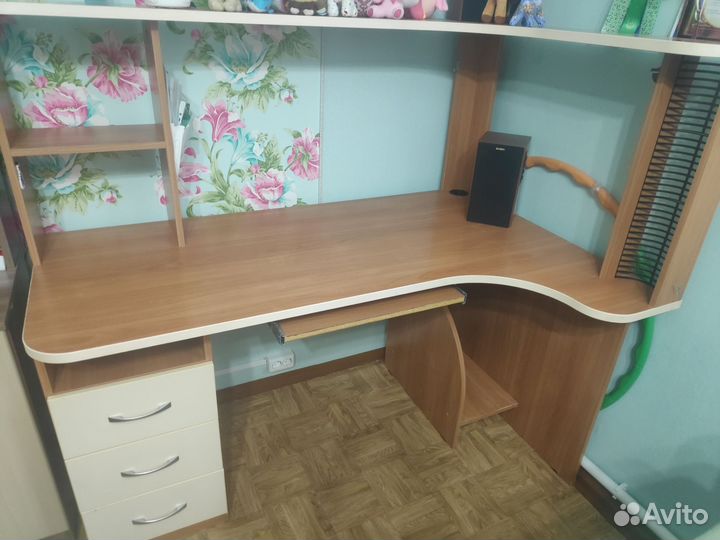 Компьютерный стол бу