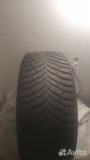 Michelin X-Ice North 4 245/50 R18