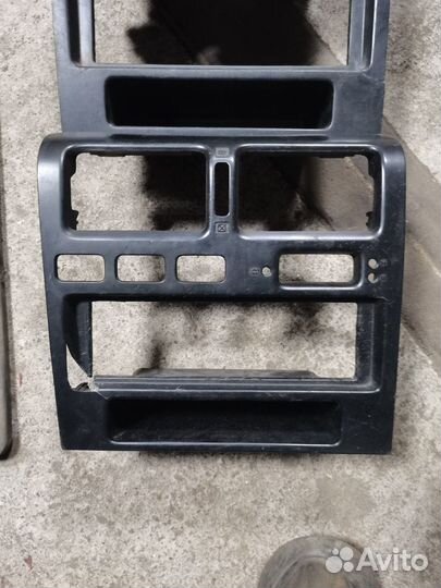 Центральная консоль toyota carina e